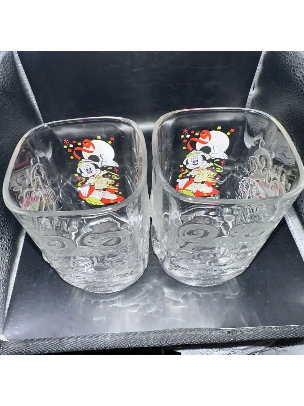 Excellent Vintage Walt Disney McDonald’s 2000 Celebration Drinking Glasses Set 4